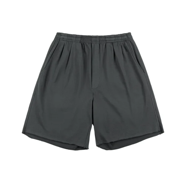 Basic Japanese-style relaxed-fit cuffed athletic shorts